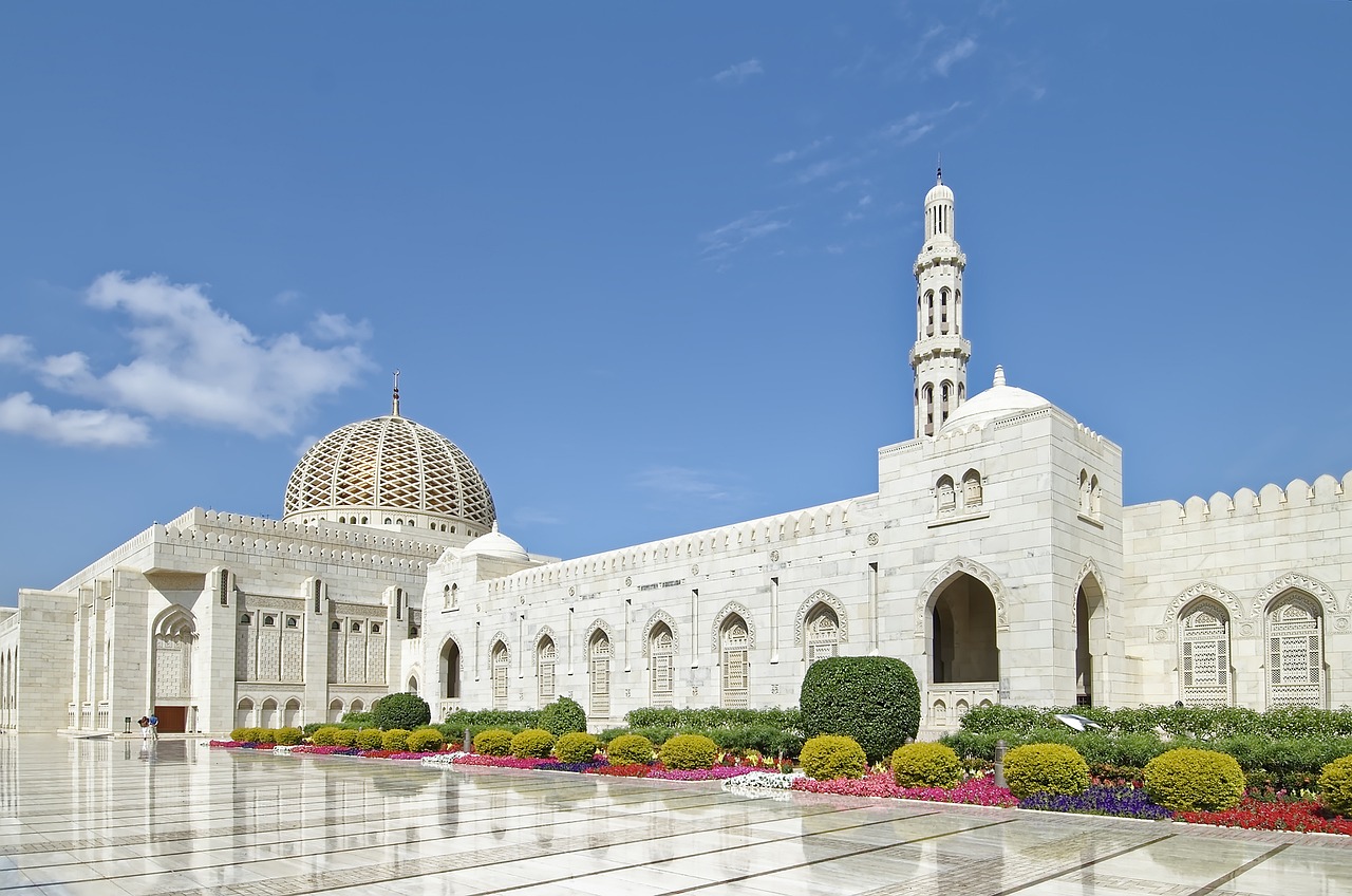 sultan qaboos grand mosque mascate oman