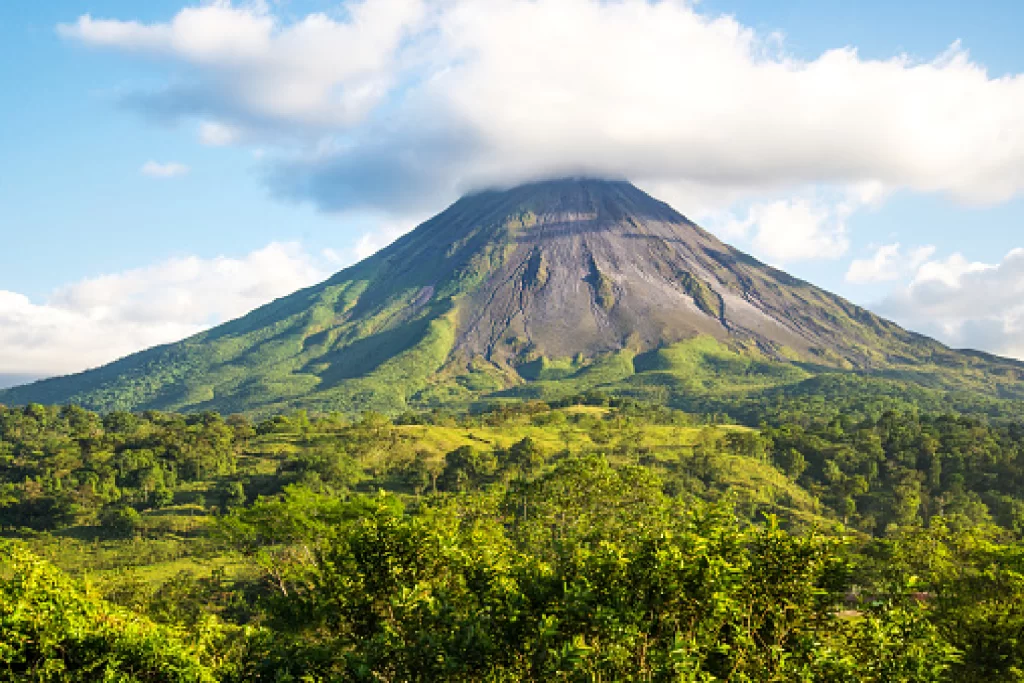 visiter volcan arenal costa rica agence La Voyagerie