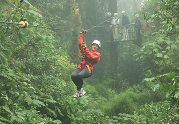 laura guide local costa rica