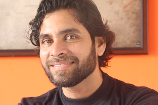 portrait de danushke expert local sri lanka