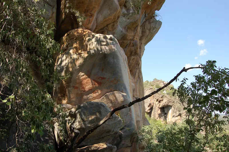 tsodilo hills peintures murales la voyagerie