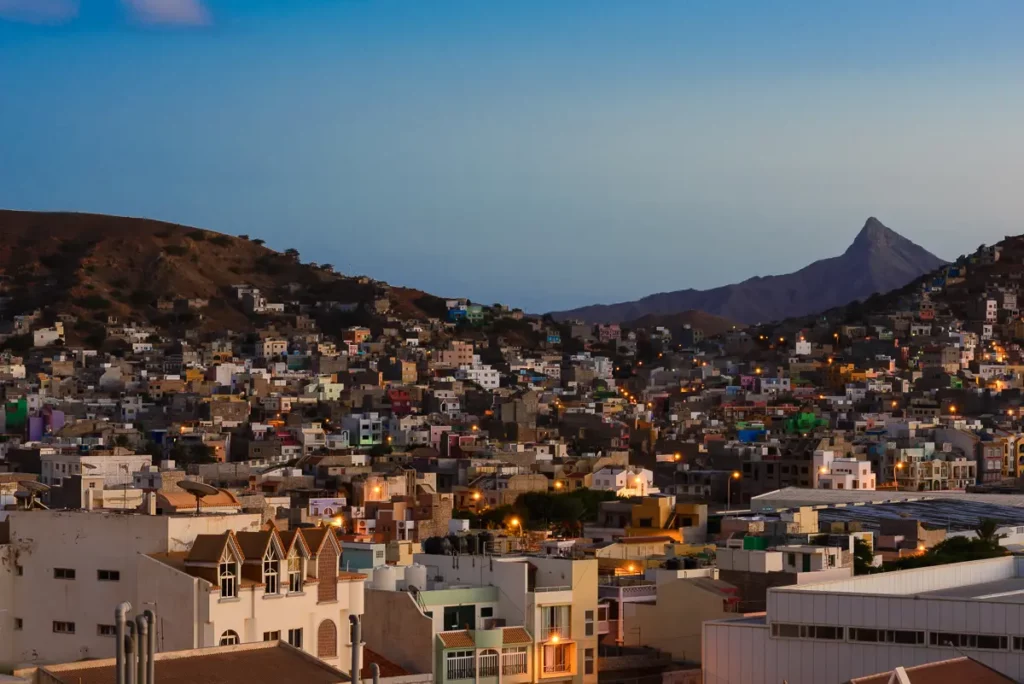 île de são Vicente minelo De nuit la voyagerie